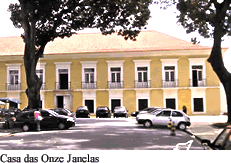 Casa das Onze Janelas